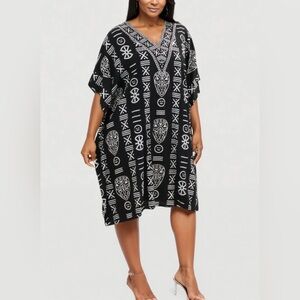 Ashro Black and White Patterned Blouse/Dress